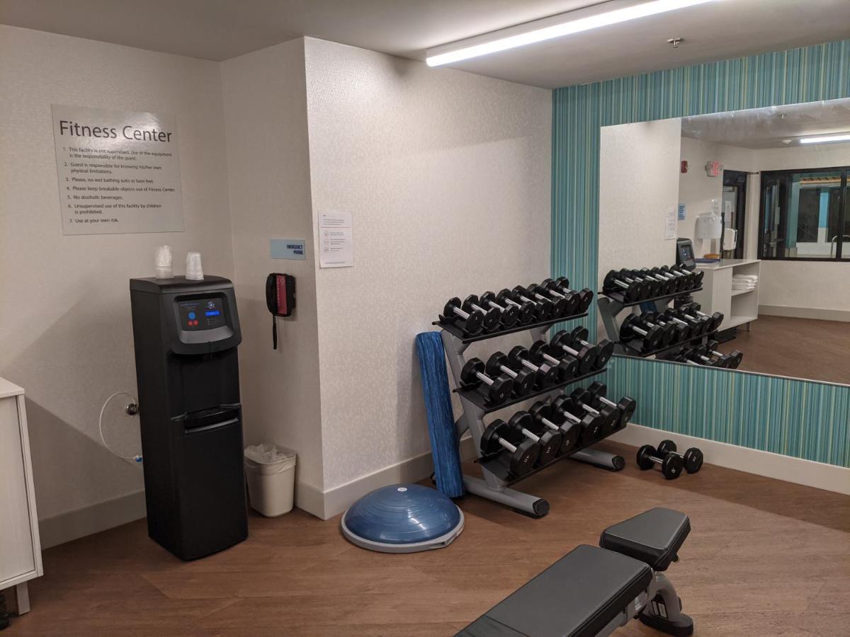 Holiday Inn Express South Burlington By Ihg Bagian luar foto