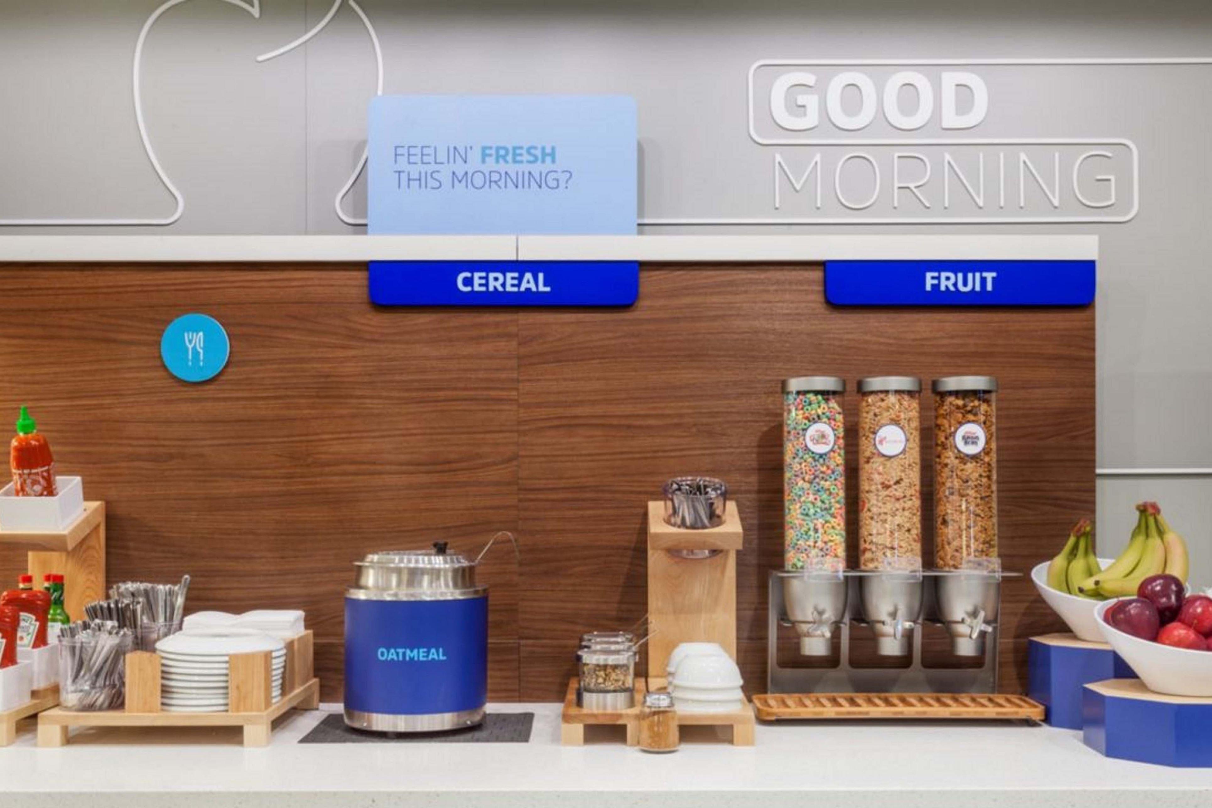 Holiday Inn Express South Burlington By Ihg Bagian luar foto
