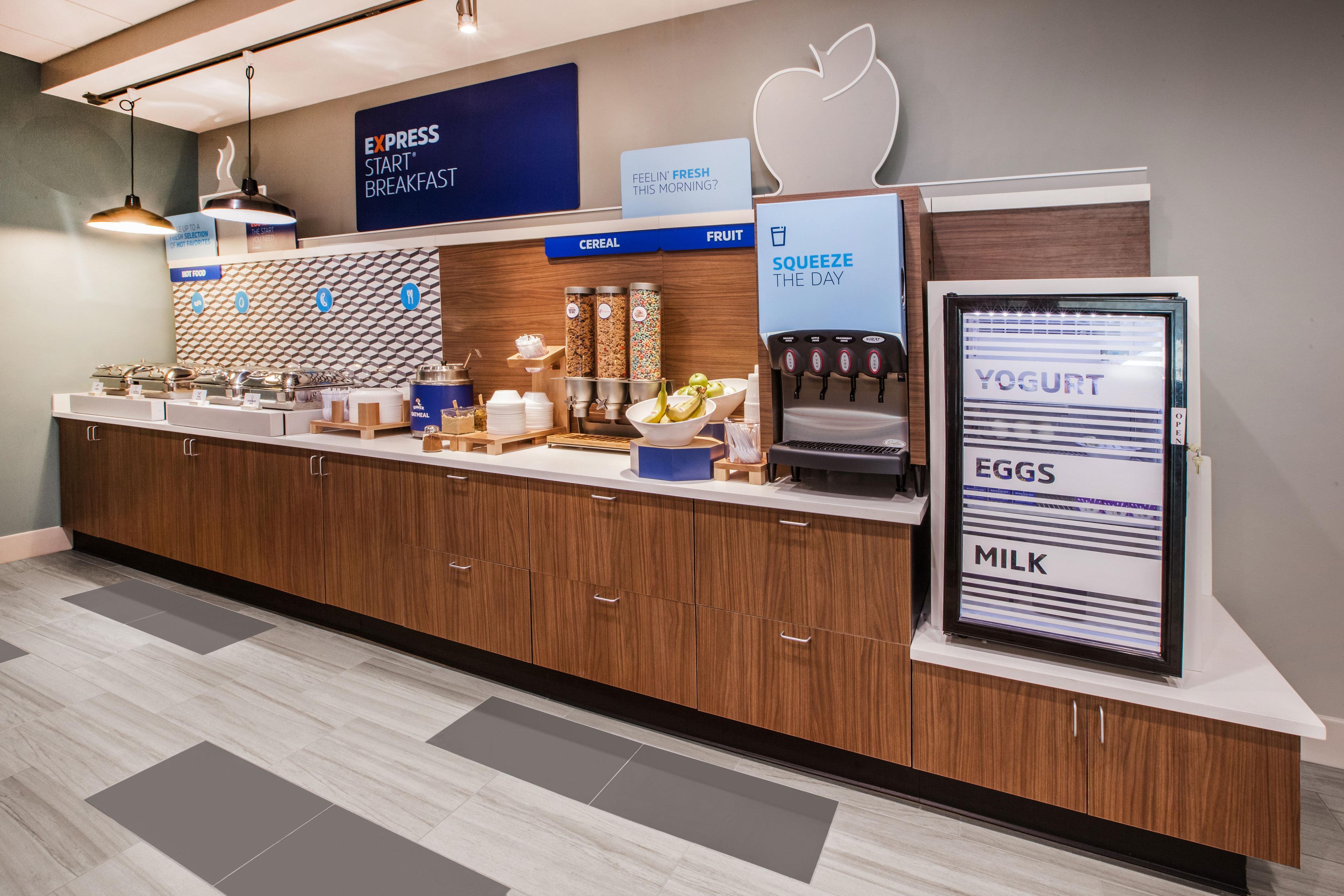 Holiday Inn Express South Burlington By Ihg Bagian luar foto