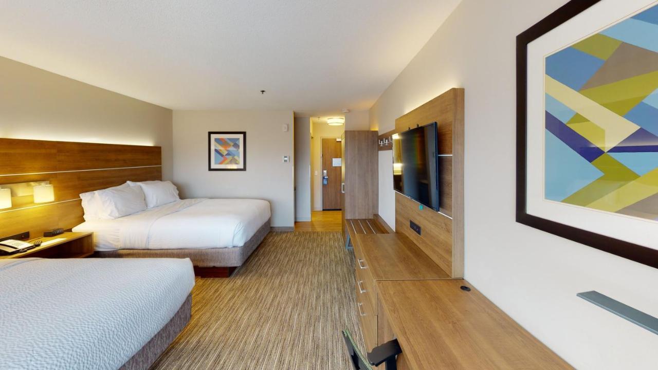 Holiday Inn Express South Burlington By Ihg Bagian luar foto